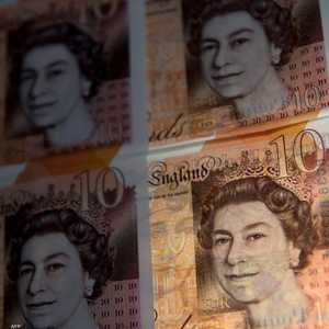 صورة الملكة إليزابيث على العملة البريطانية