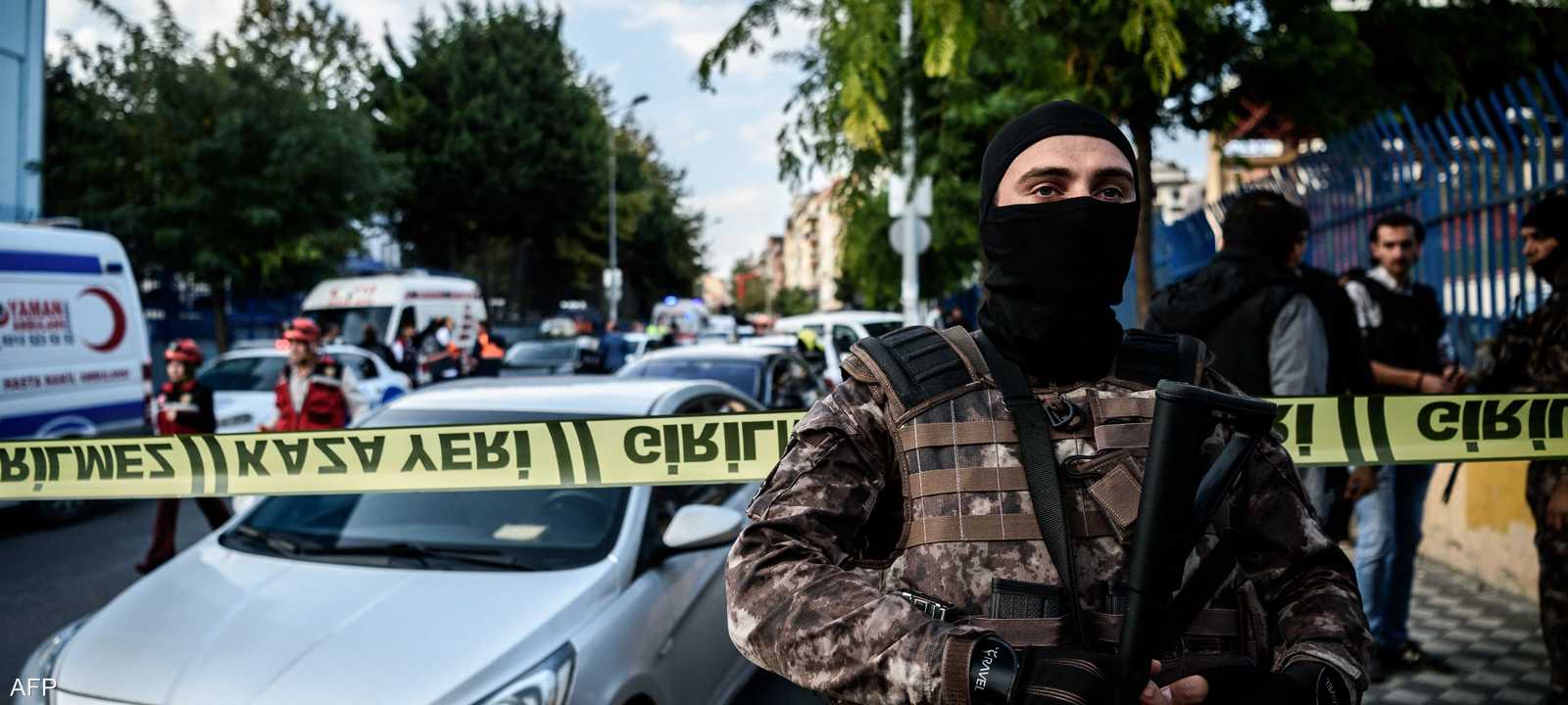 عنصر من الأمن التركي