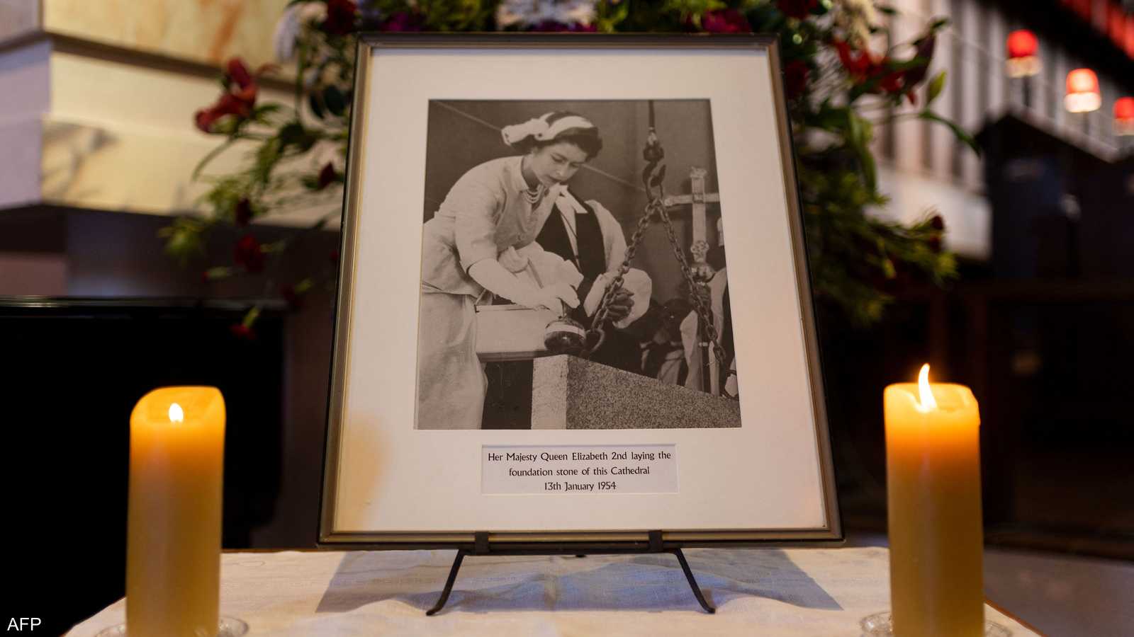 قرعت الأجراس وأضيئت الشموع في كاتدرائية سان بول