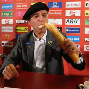 واحدة من صور كولر التي انتشرت مؤخرا على منصات التواصل في مصر