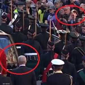 الشخص في الدائرة الحمراء جهة اليمين ضايق الأمير أندرو