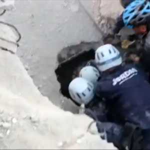 الأردن.. إنقاذ رضيع من بين أنقاض "بناية الفاجعة"