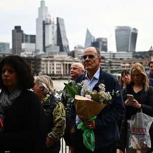 الآلاف حرصوا على توديع الملكة