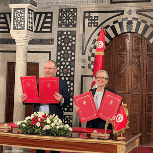 اتفاق بين الحكومة التونسية واتحاد الشغل بشأن زيادة الأجور