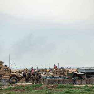 القاعدة تضم قوات ومعدات أميركية