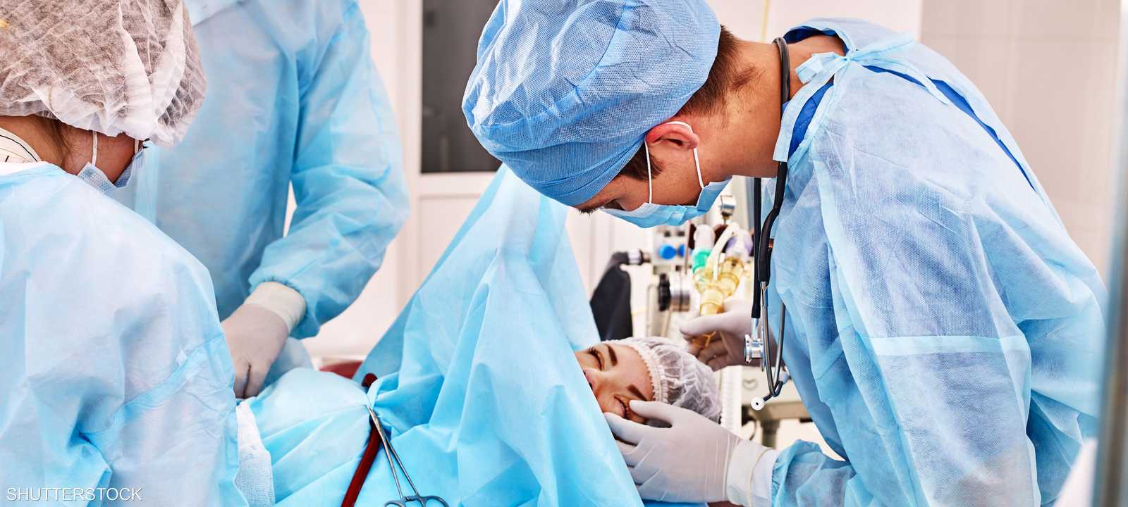 الجزائر.. جدل بشأن الانتشار الكبير لعمليات الولادة القيصرية