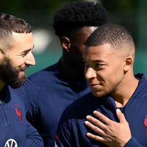 أرشيفية لمبابي وبنزيما