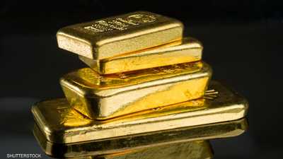 الدولار القوي يهبط بأسعار الذهب لأدنى مستوى في عامين
