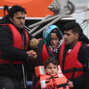 مهاجرون غير شرعيين حاولوا عبور القنال إلى التراب البريطاني