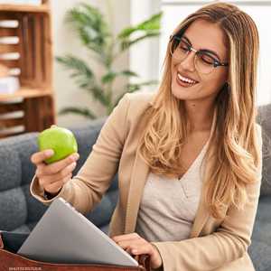 كيف يمكن أن يؤثر النظام الغذائي على الصحة النفسية؟