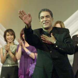 الفنان المصري الراحل أحمد زكي