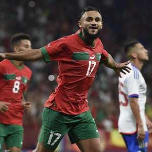 أحرز مهاجم أنجيه الفرنسي سفيان بوفال هدفا بالمباراة