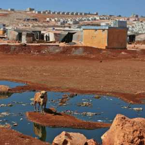 مياه ملوثة في سرمدا إدلب تشكل أحد أسباب تفشي الكوليرا