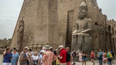 زيادة قوية لإيرادات السياحة بمصر في الربع الأول من 2022-2023