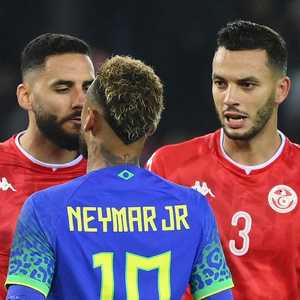 دفاع تونس عانى باحتواء نيمار