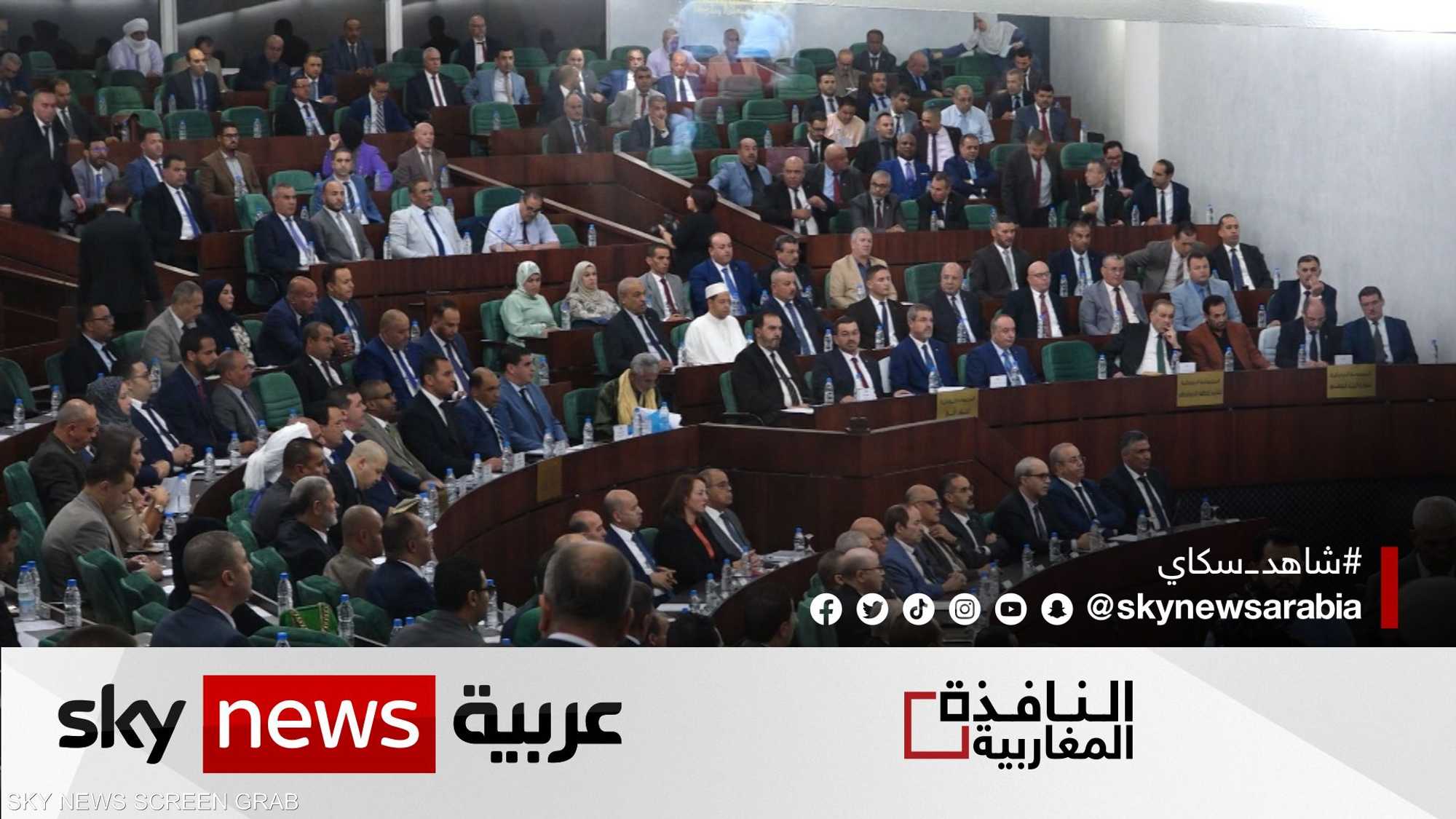 حكومة الجزائر تعرض على البرلمان خططها حتى عام 2024