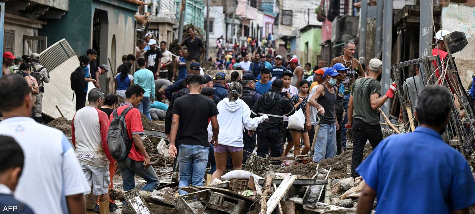 من الأضرار الناجمة عن الفيضانات الأخيرة في فنزويلا