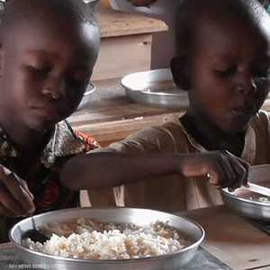 خبراء يكشفون الآثار السيئة لضعف الثقافة الغذائية على الأطفال