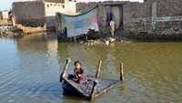 الفيضانات تكبد باكستان مليارات الدولارات