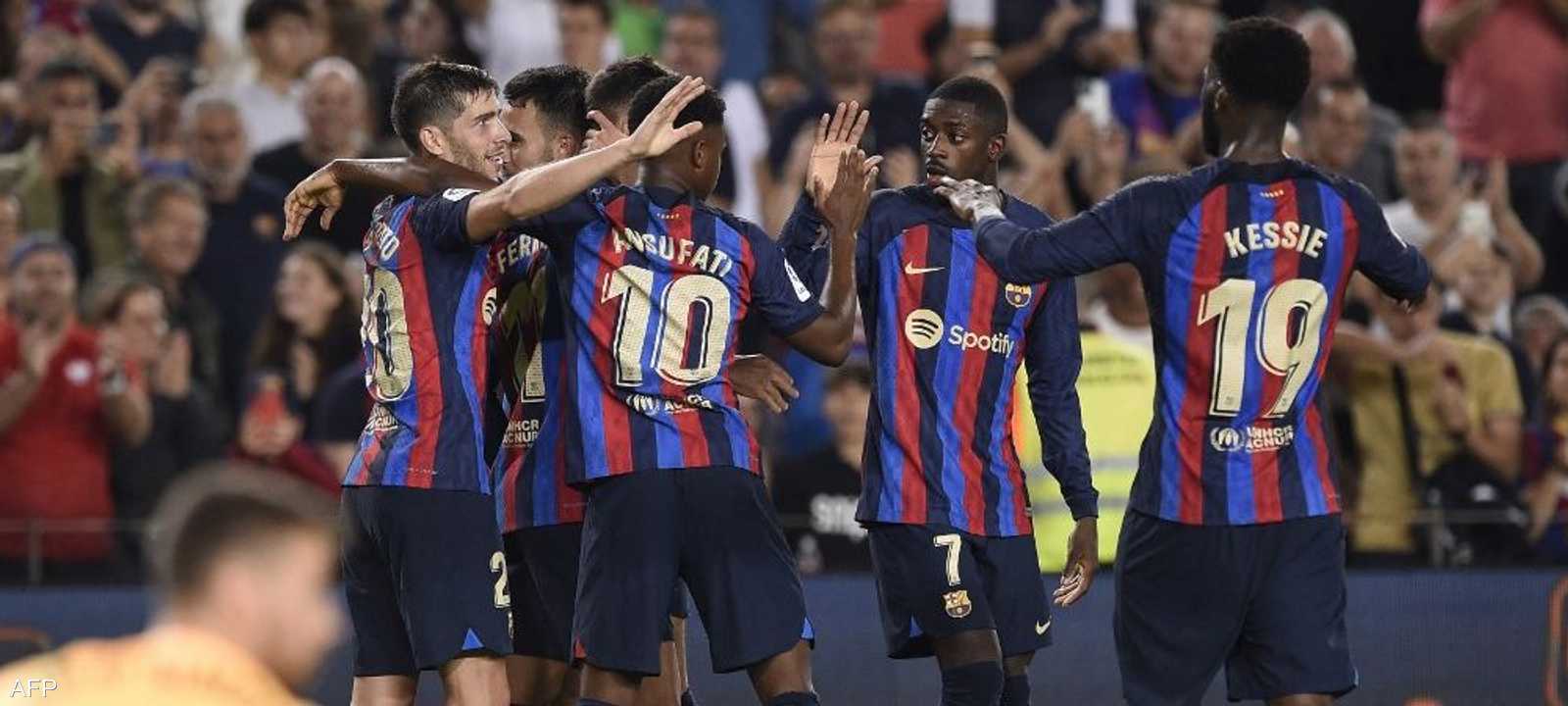 فرحة لاعبي برشلونة بالهدف الرابع