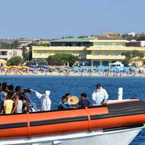 مع تحسّن الجو تتزايد محاولات الهجرة غير النظامية.أرشيف