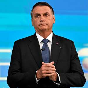 بولسونارو ودا سيلفا في آخر مناظرة قبل الانتخابات