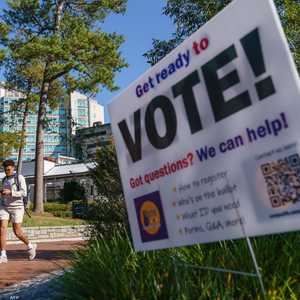 تفتح صناديق الاقتراع يوم 8 نوفمبر