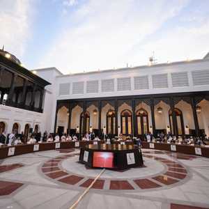 ركز الاجتماع على أهمية مواجهة التحديات البيئية