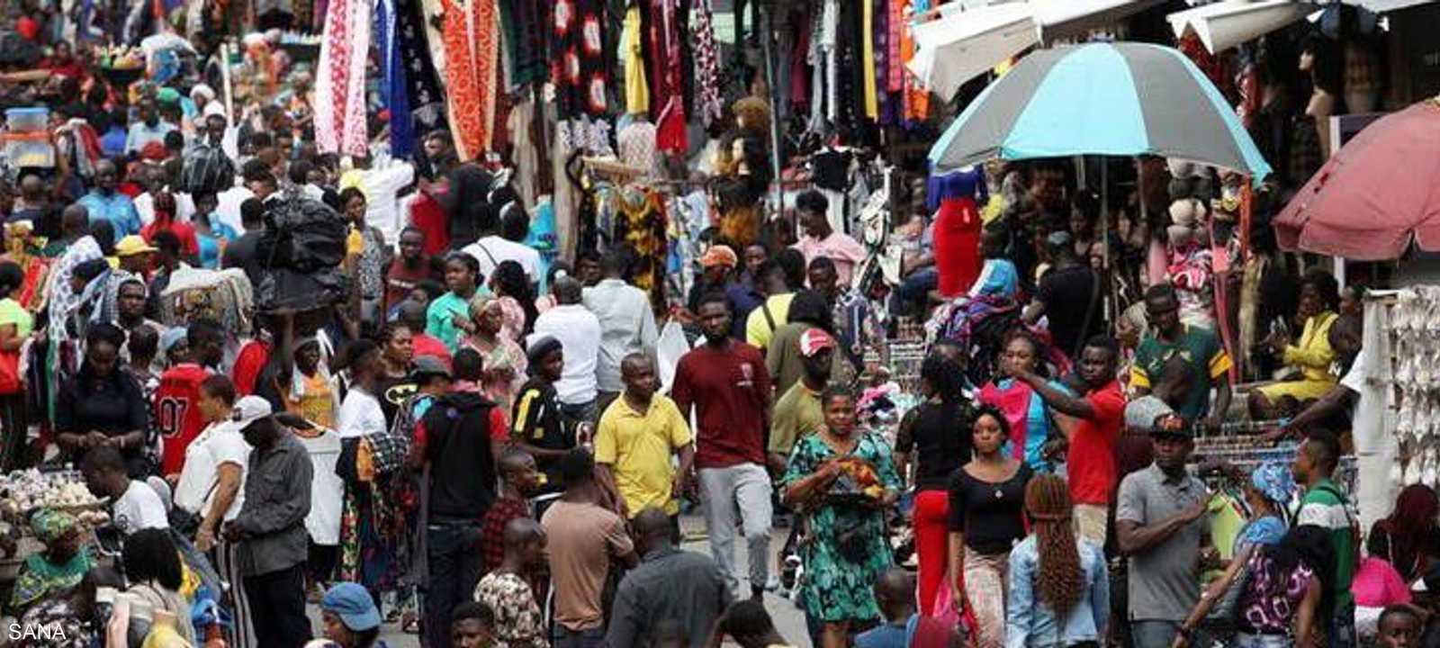 أحد أسواق  لاغوس العاصمة التجارية لنيجيريا
