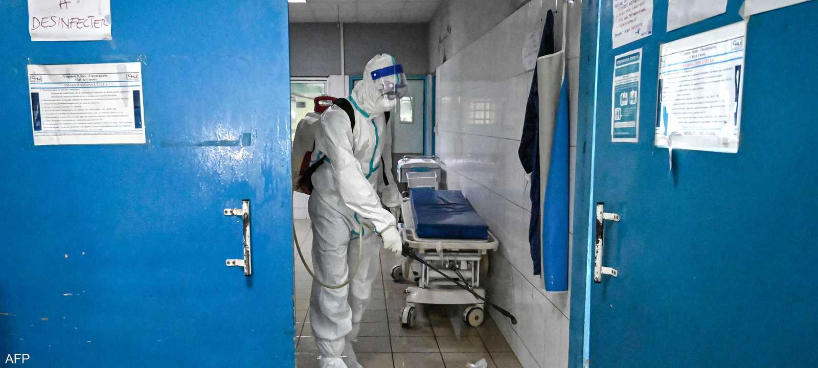 عملية تعقيم لمواجهة فيروس إيبولا