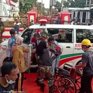 عشرات القتلى ومئات الإصابات إثر زلزال في إندونيسيا