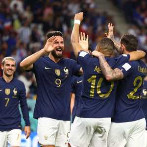 الفرنسيون أمطروا شباك أستراليا برباعية