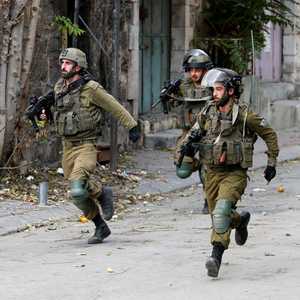 الجيش الإسرائيلي شن أكثر من ألفي مداهمة بالضفة منذ مارس