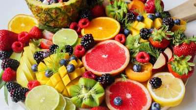 الفاكهة عنصر مهم جدا في أي نظام غذائي