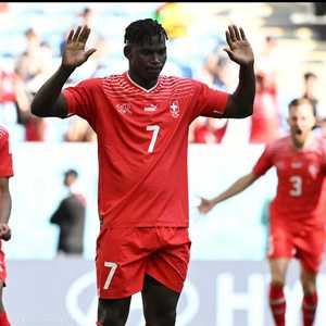 رفض الاحتفال بعد إحرازه هدف سويسرا في مرمى بلده الأصلي