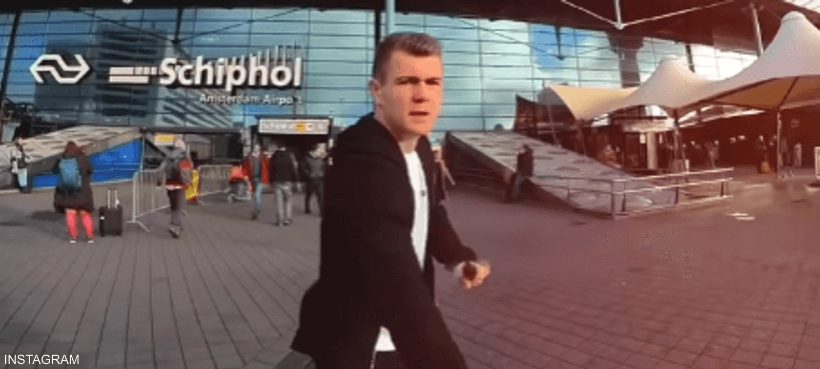 المشجع الهولندي قال إنه سيحضر جميع مباريات كأس العالم