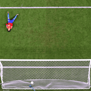 غييرمو أوتشوا في حسرة بعد هدف ميسي