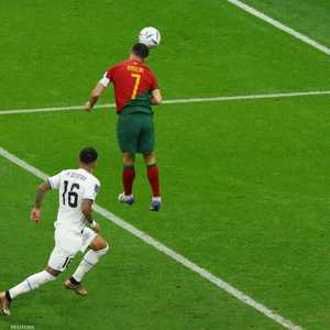 رونالدو لم يلمس الكرة برأسه