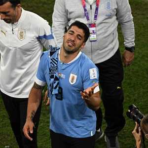 بكاء سواريز بعد خروج فريقه من منافسات كأس العالم