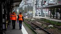 إضراب المراقبين يعطل قطارات فرنسا