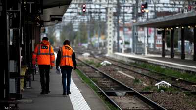 إضراب المراقبين يلغي 60 بالمئة من رحلات القطارات في فرنسا