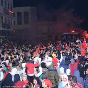 آلاف المغاربة نزلوا إلى الشوارع احتفالا بفوز الأسود