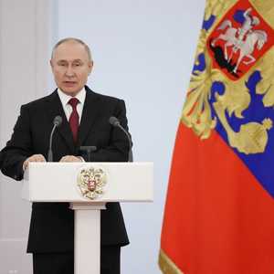 بوتين يحذر من تصاعد خطر اندلاع حرب نووية