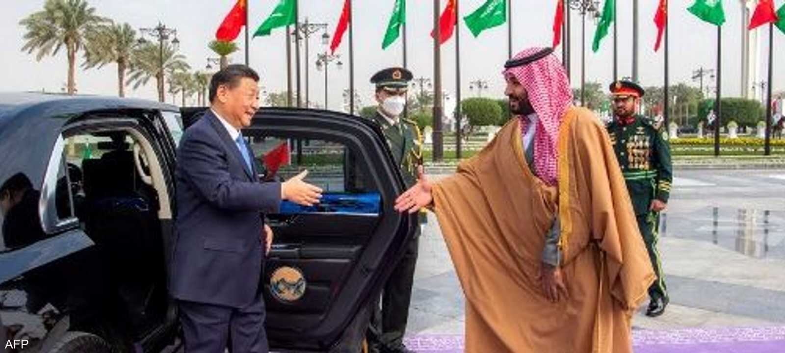 ولي العهد السعودي خلال استقباله الرئيس الصيني