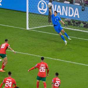 ياسين بونو حمى الشباك المغربية وحطم الأرقام القياسية