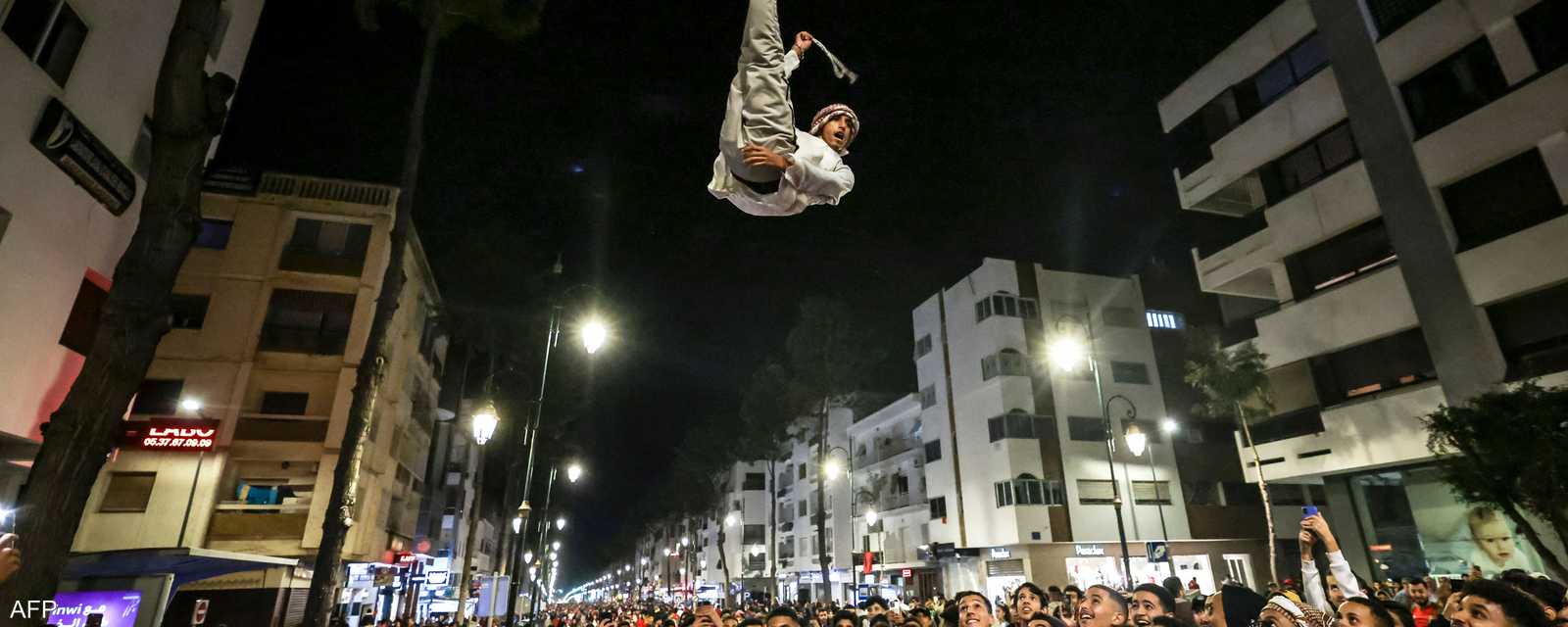 احتفالات في الرباط بفوز المغرب التاريخي