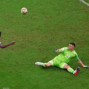 تصدي مارتينيز في الثواني الأخيرة