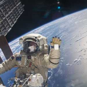 أظهر الفحص الأولي وجود ثقب صغير قطره نحو 0.8 ملليمتر