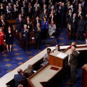 بعض أعضاء الحزب الجمهوري لم يقفوا ترحيبا بزيلينسكي