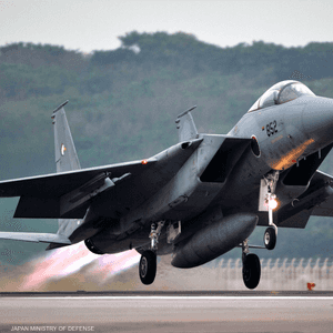 اليابان عازمة على زيادة إنفاقها العسكري